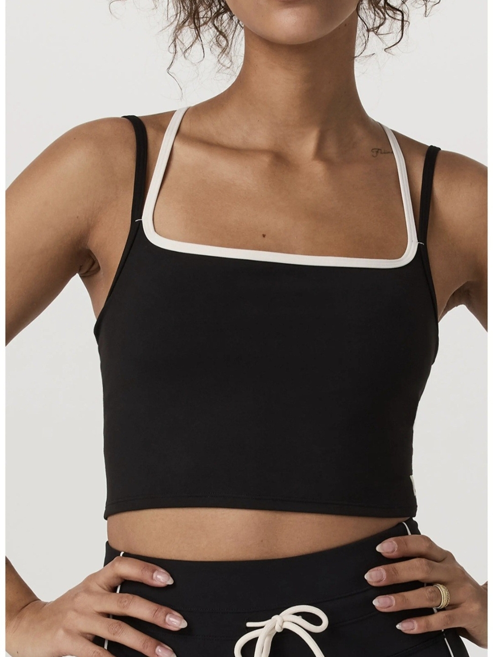 Vuori Layered Contrast Trim Crop Tank Bra Top
